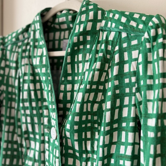 CAbi Green and White Circuit Jacket with Waist Tie Strap Spring 2022 Style 6025 - Picture 8 of 12
